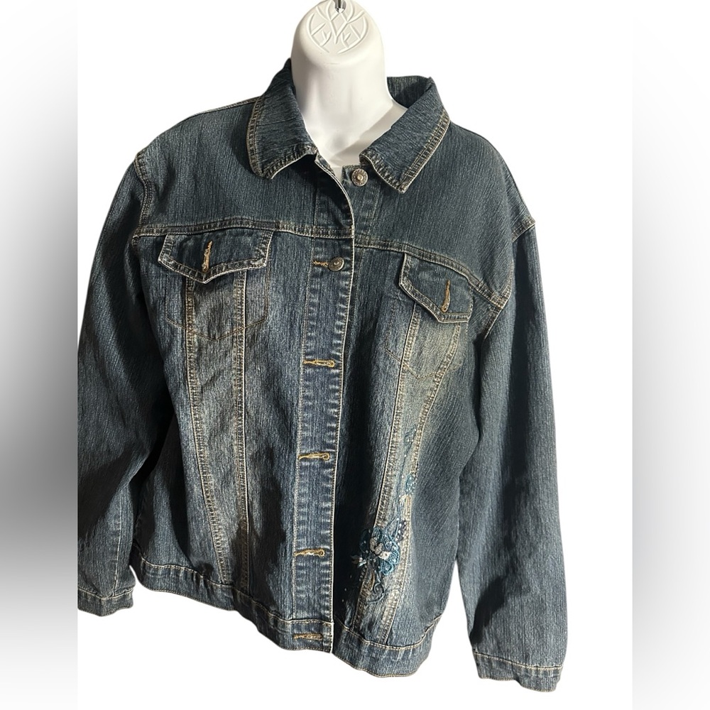 XL. Adolfo Dark Blue Denim Jacket with Floral Embroidery. LG/GR/GR